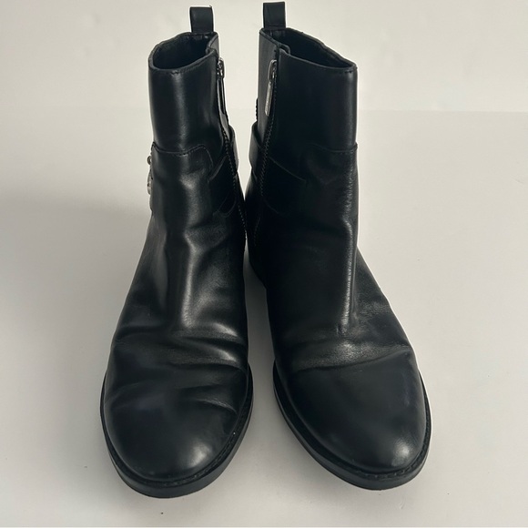 Michael Kors Ryan Leather Ankle Bootie | Size 9 - Picture 4 of 9